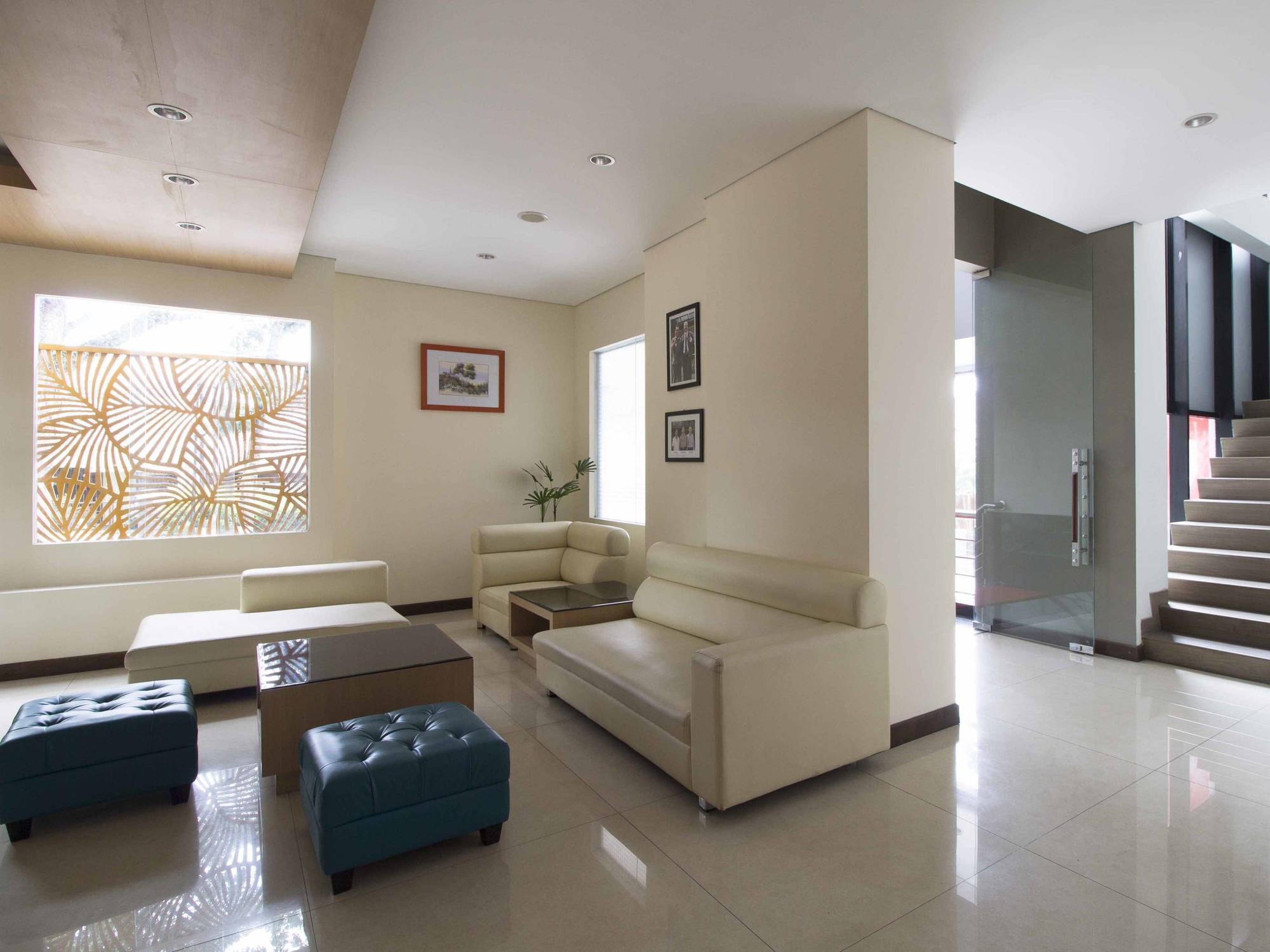 Hotel Reddoorz Near Padjajaran