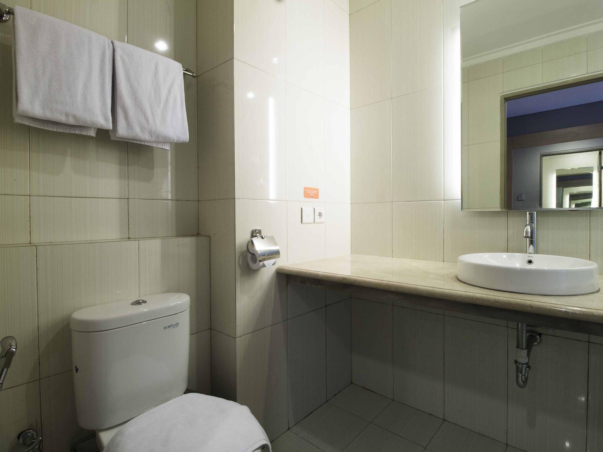 Reddoorz Near Padjajaran Hotel 3*